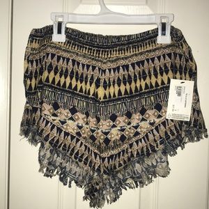 Volcom patterned shorts!